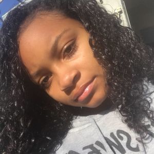 Meet your Posher, Aryna